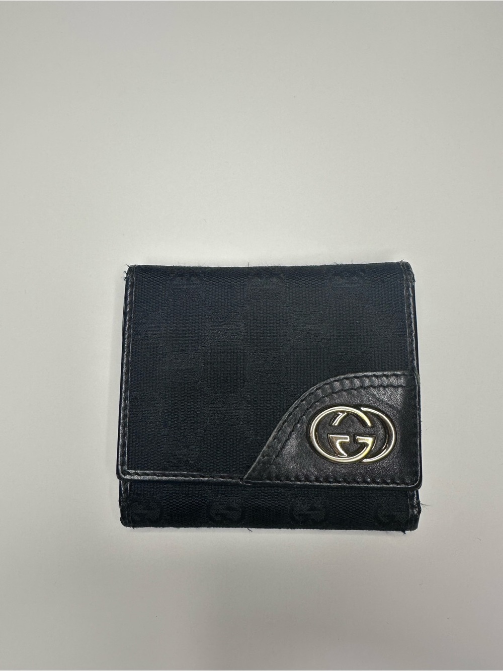 Authentic Gucci Black Men's Wallet with Gold GG Emblem